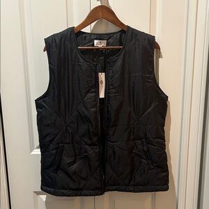 Socialite Black Quilted Puffer Vest Zip Front Size S/M